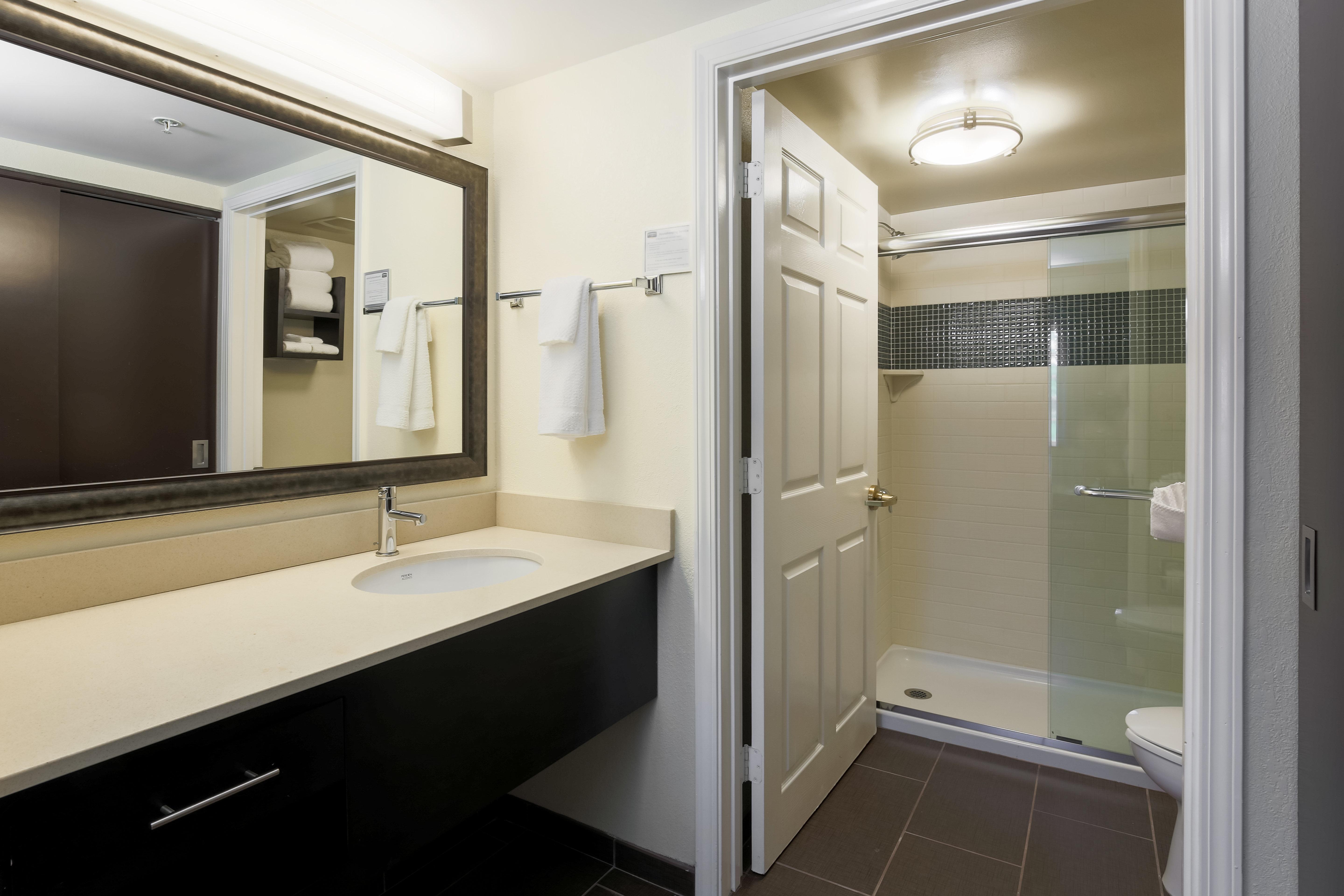 Staybridge Suites-Philadelphia/Mount Laurel By Ihg Eksteriør bilde