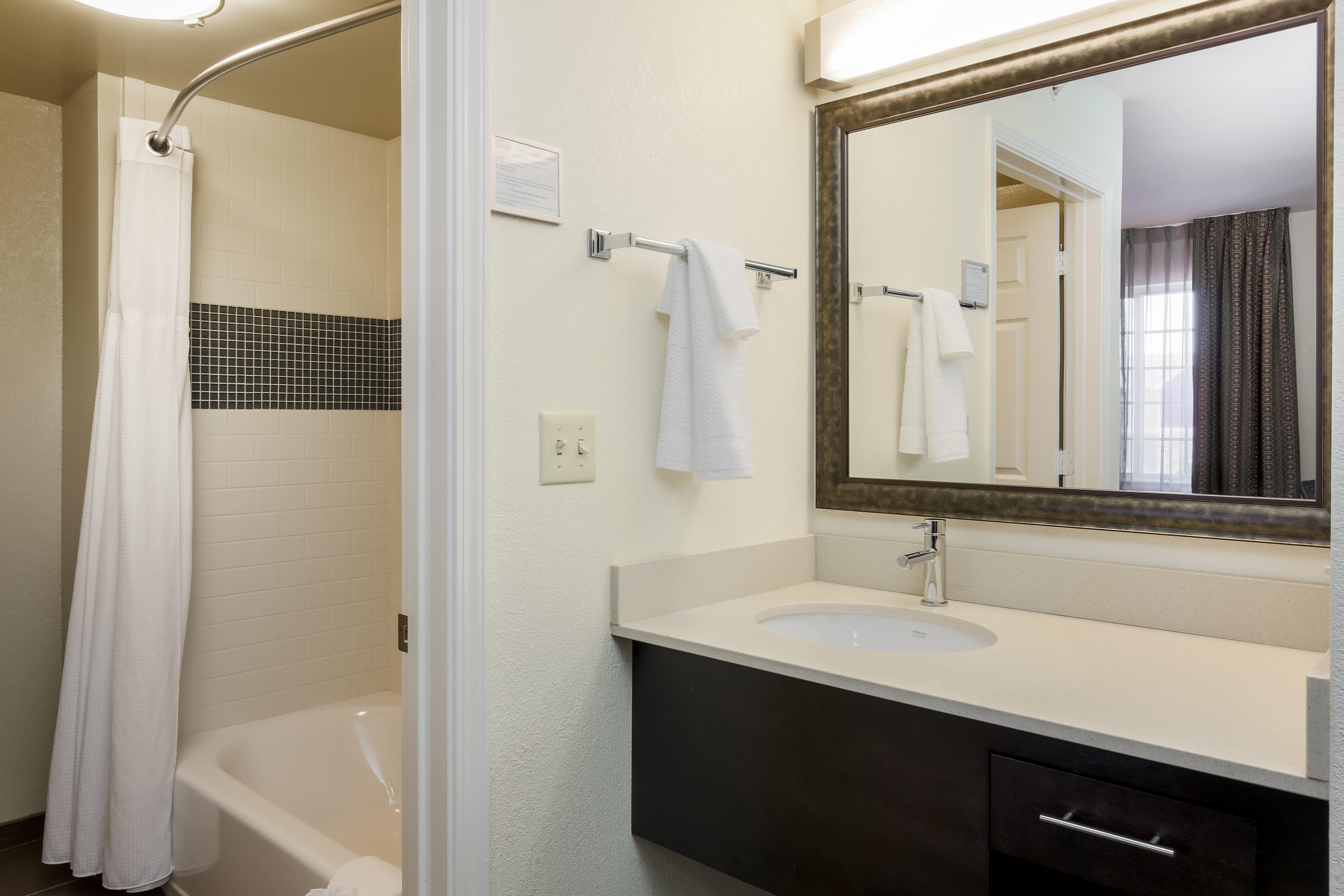 Staybridge Suites-Philadelphia/Mount Laurel By Ihg Eksteriør bilde